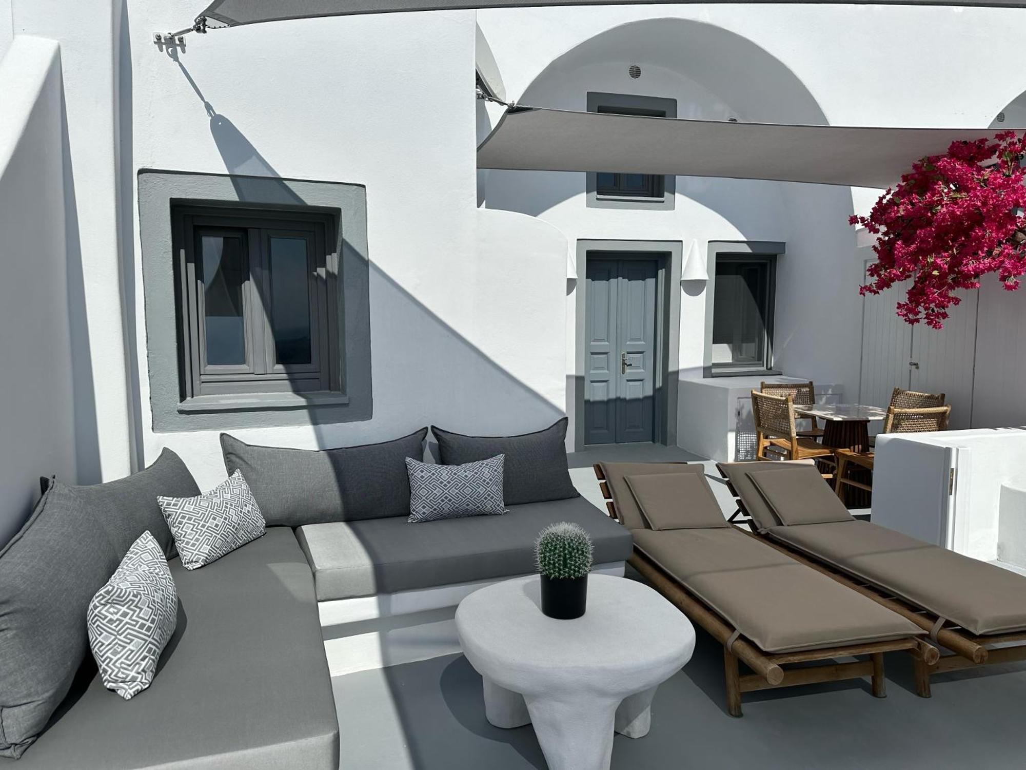 Dagaz Suites Fira  Exterior photo